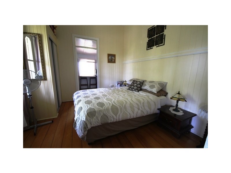 11 Drem Street, Toogoolawah QLD 4313