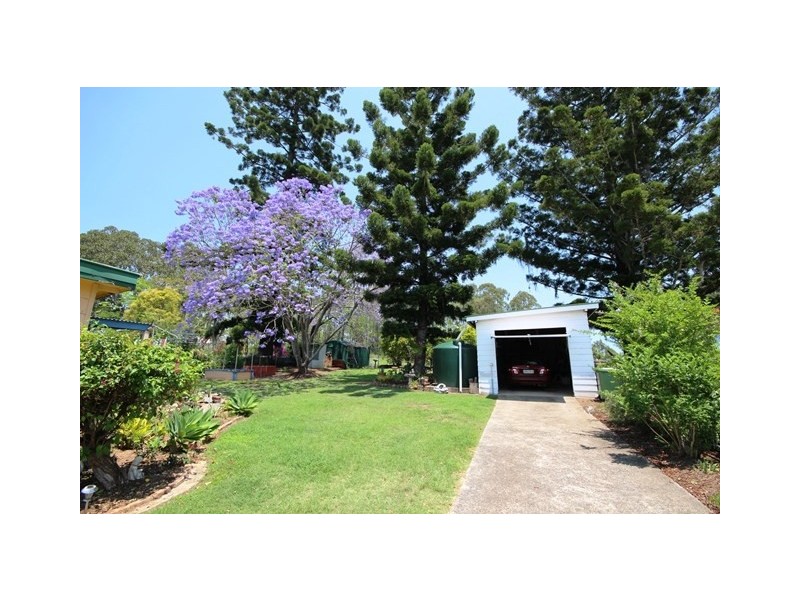 11 Drem Street, Toogoolawah QLD 4313