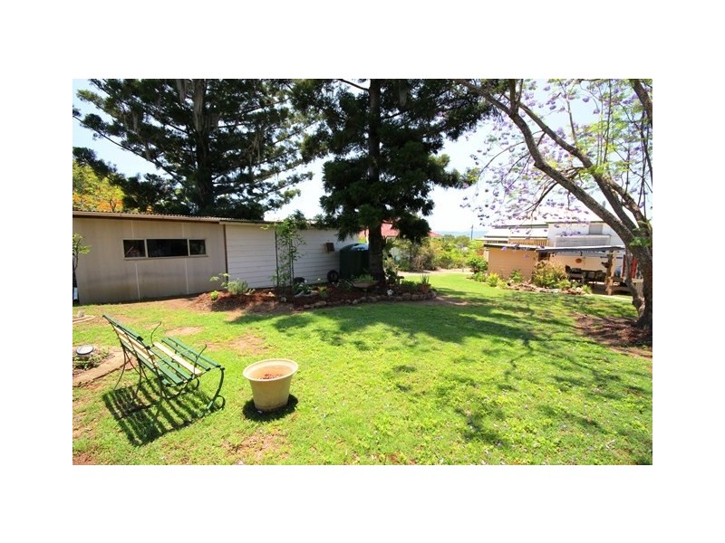 11 Drem Street, Toogoolawah QLD 4313