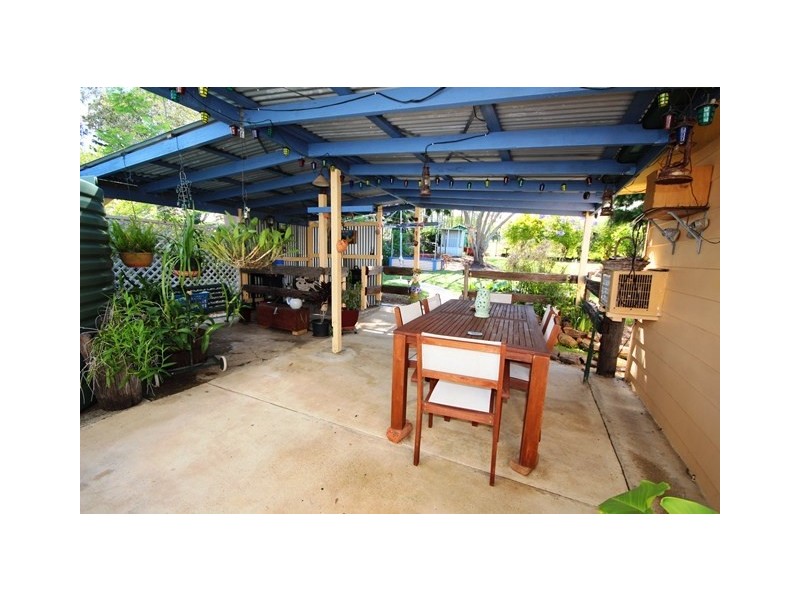 11 Drem Street, Toogoolawah QLD 4313