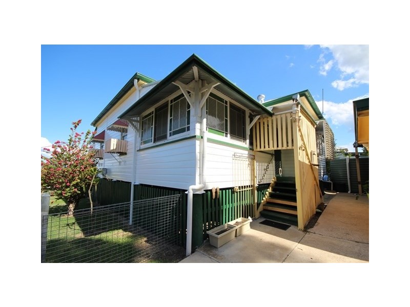 11 Drem Street, Toogoolawah QLD 4313