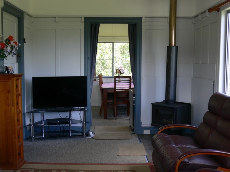 Blackbutt QLD 4306