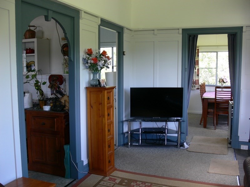 Blackbutt QLD 4306