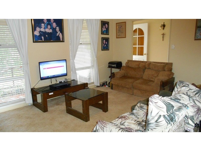 54 John Street, Blackbutt QLD 4306