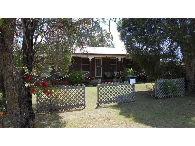 54 John Street, Blackbutt QLD 4306