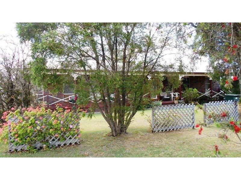 54 John Street, Blackbutt QLD 4306