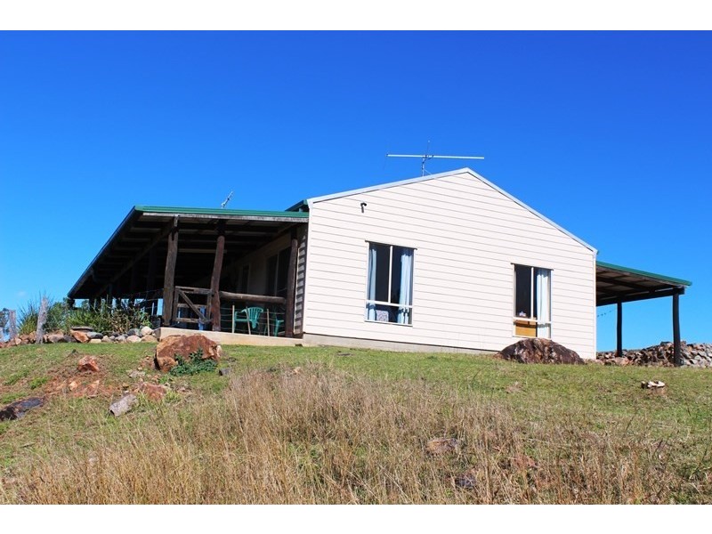 1128 Waterhole Gully Road, Crows Nest QLD 4355
