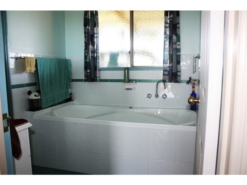 1128 Waterhole Gully Road, Crows Nest QLD 4355