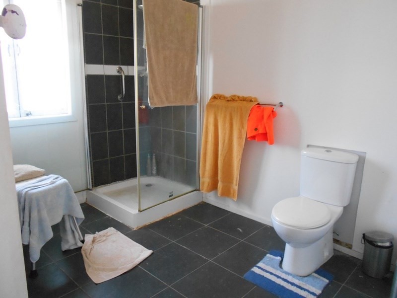 10 Factory Road, Toogoolawah QLD 4313