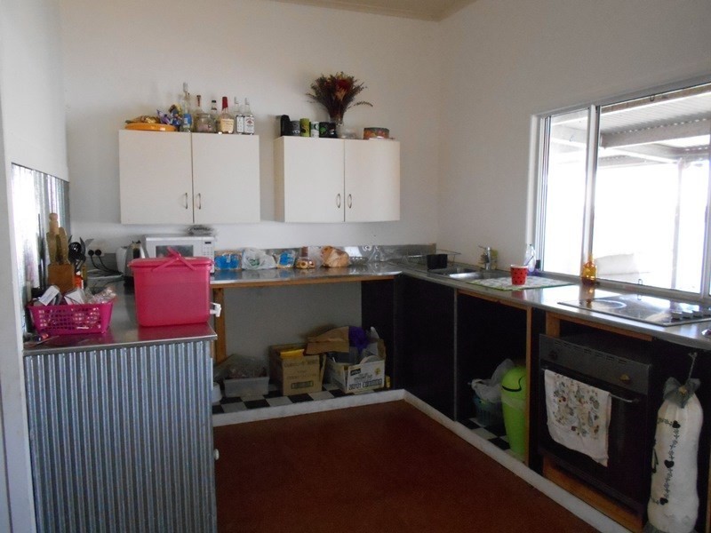 10 Factory Road, Toogoolawah QLD 4313