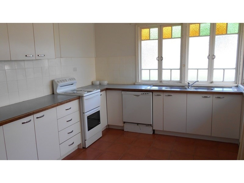 20 George Street, Toogoolawah QLD 4313