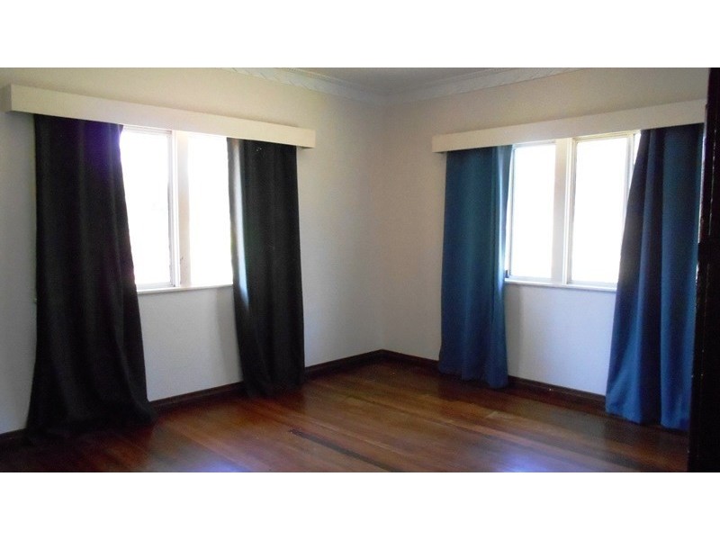 20 George Street, Toogoolawah QLD 4313