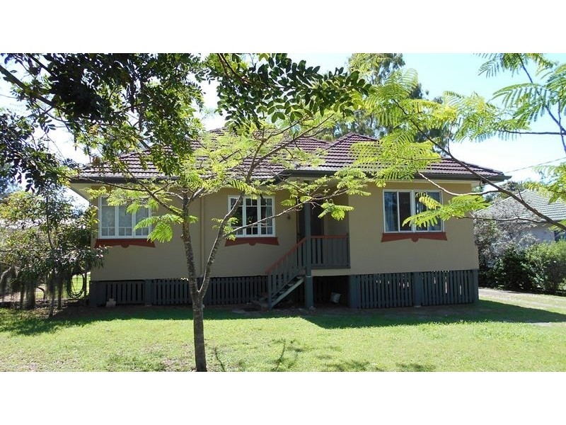 20 George Street, Toogoolawah QLD 4313