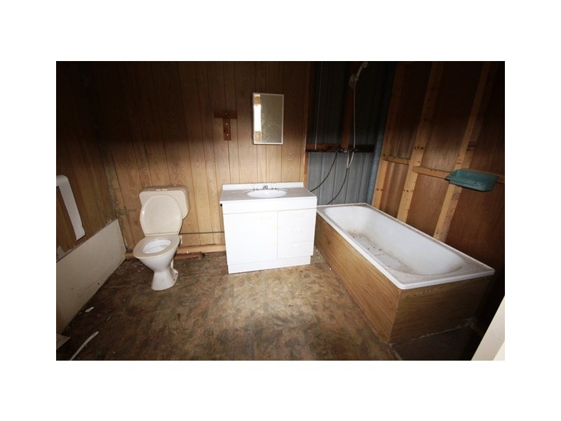 218 Martin Crescent, Benarkin QLD 4306