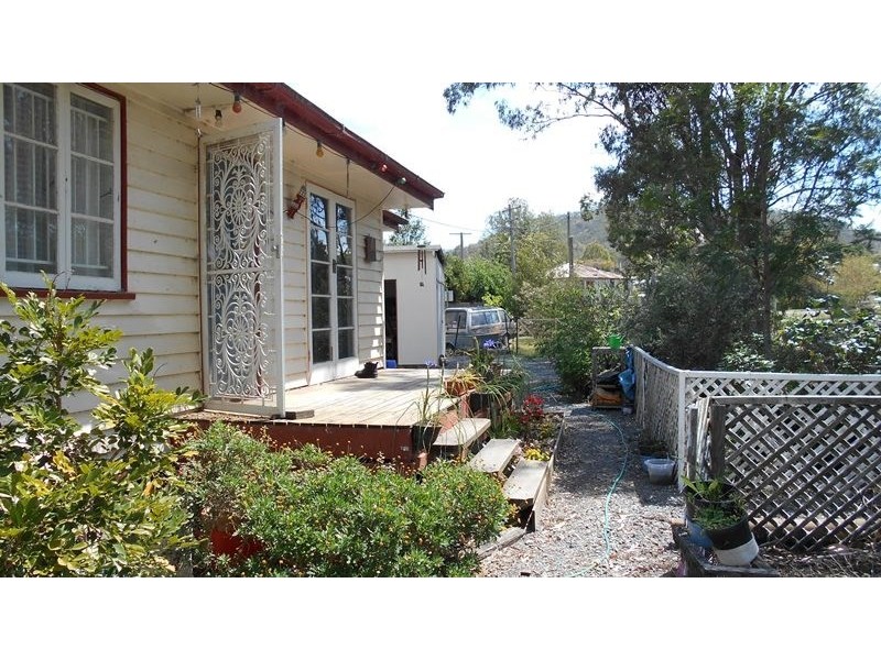 14 David Street, Linville QLD 4306