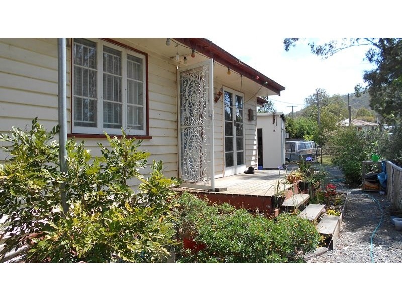 14 David Street, Linville QLD 4306