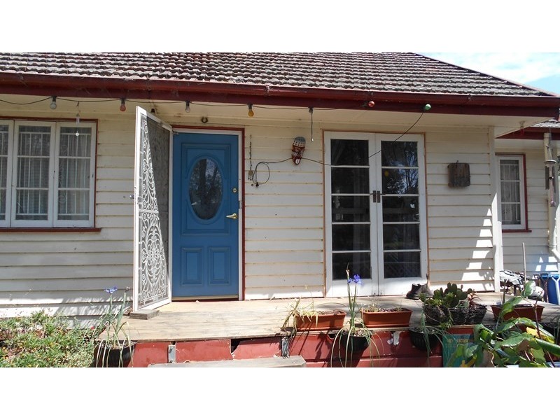 14 David Street, Linville QLD 4306