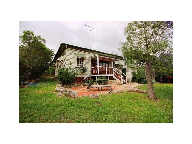 18 Gunyah Street, Toogoolawah QLD 4313