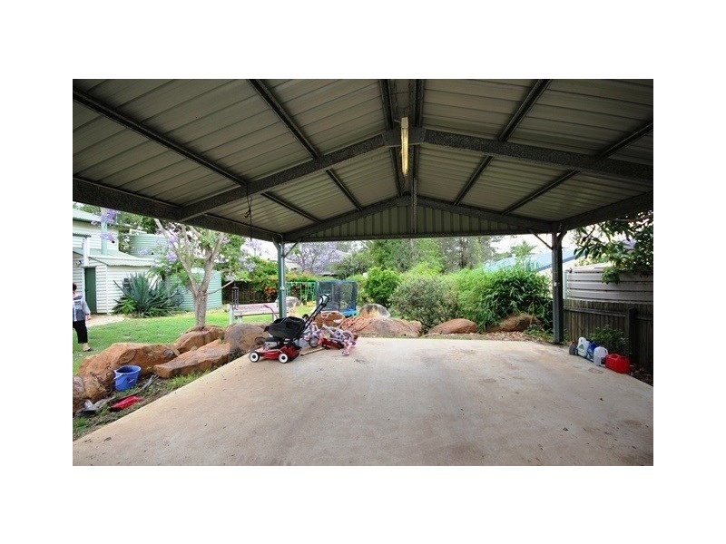 18 Gunyah Street, Toogoolawah QLD 4313