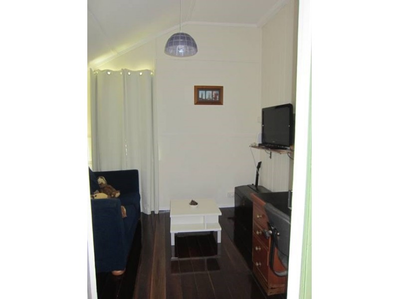 6 Barnes Street, Moore QLD 4306