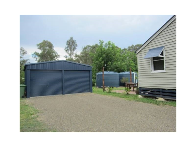 6 Barnes Street, Moore QLD 4306