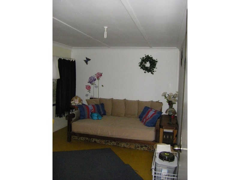 103 Highland Street, Esk QLD 4312