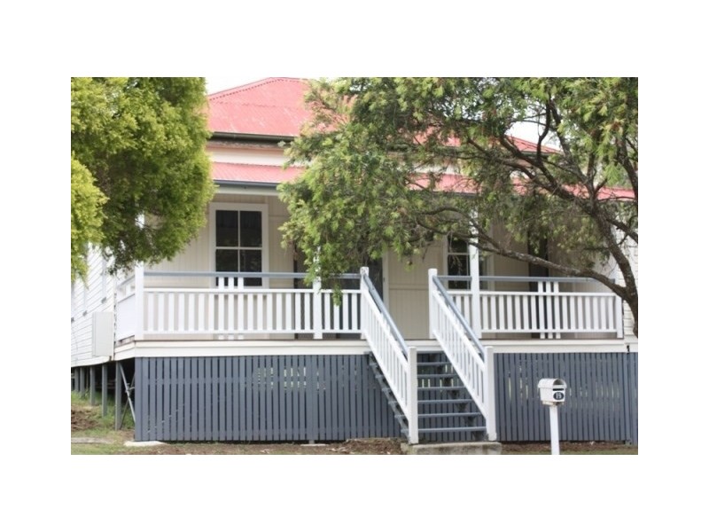 19 Mangerton Street, Toogoolawah QLD 4313