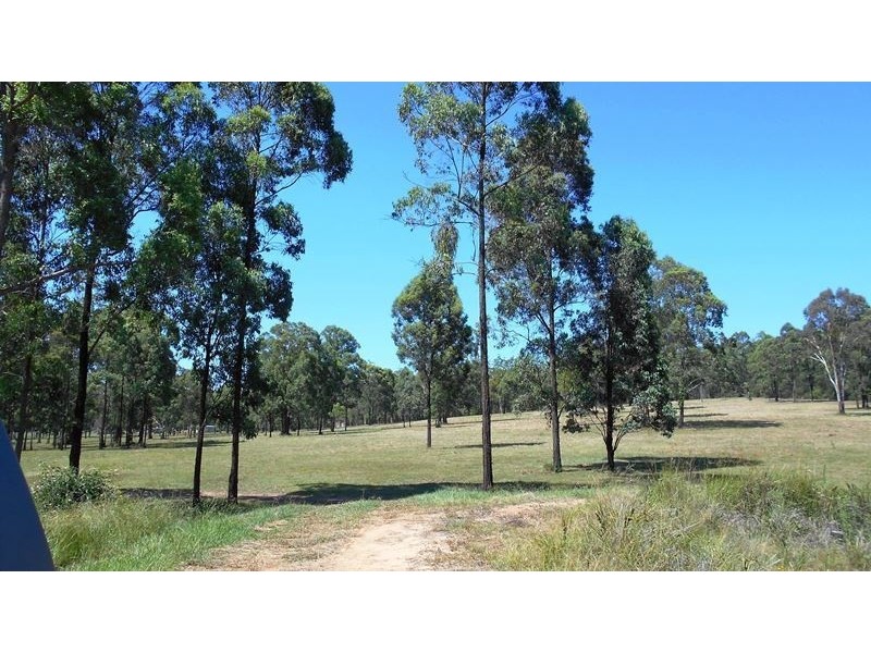 77 Simpson Road, Blackbutt QLD 4306