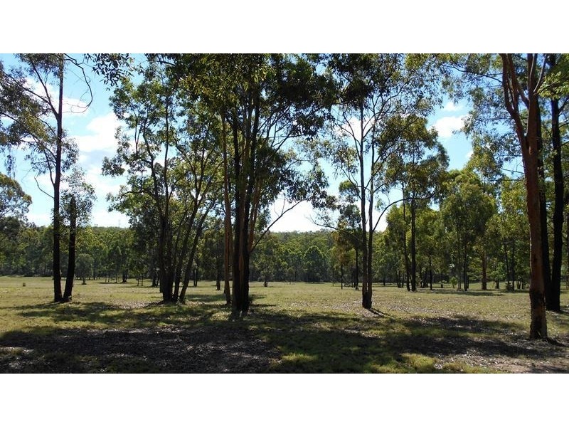 77 Simpson Road, Blackbutt QLD 4306