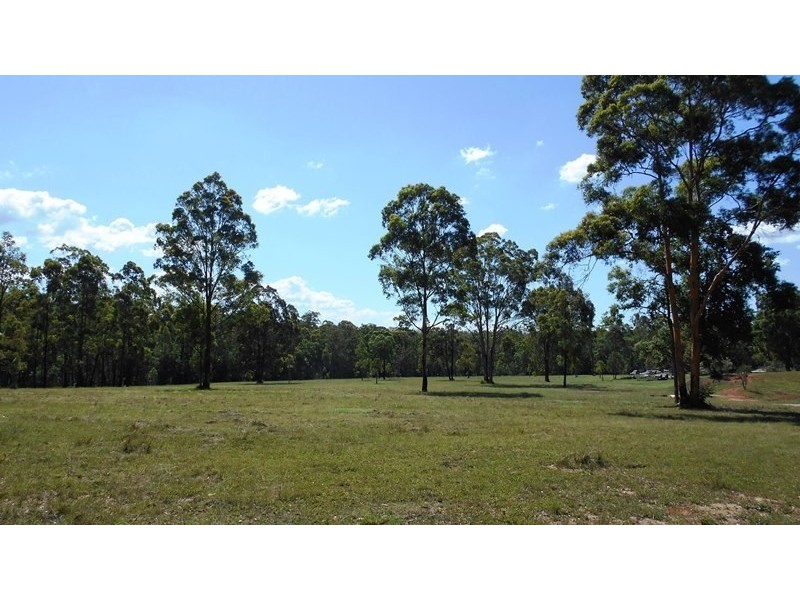 77 Simpson Road, Blackbutt QLD 4306