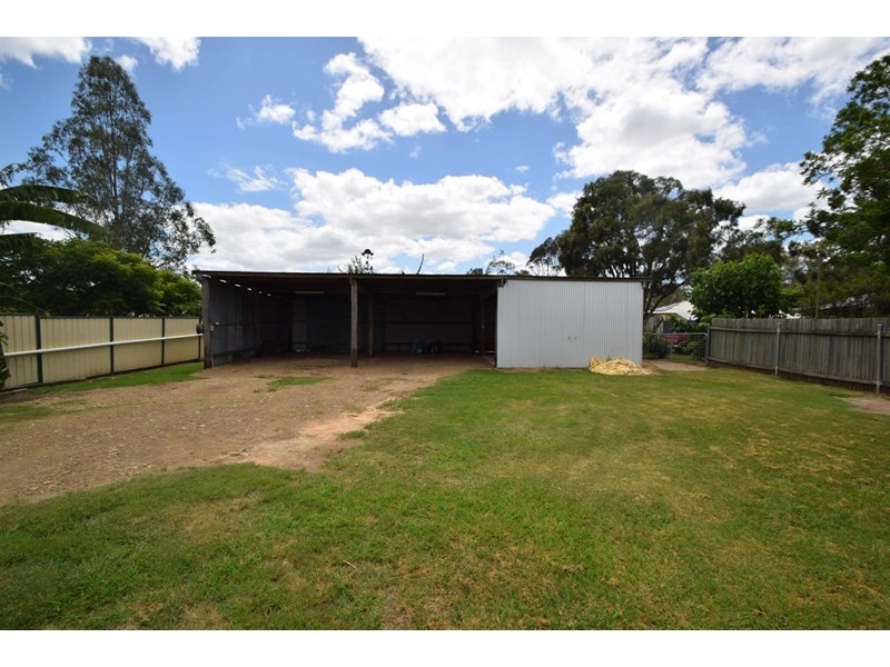 60 Charles Street, Toogoolawah QLD 4313