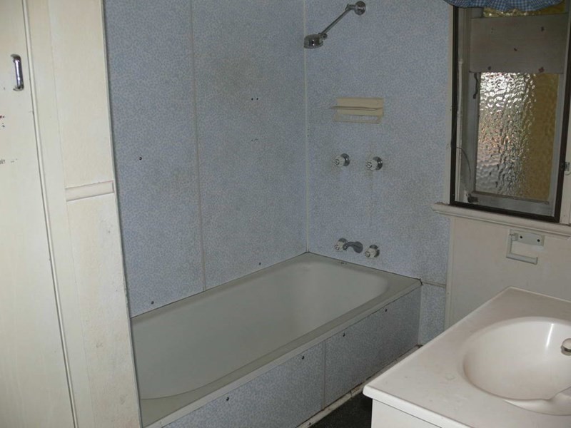 243 Ipswich Street, Esk QLD 4312