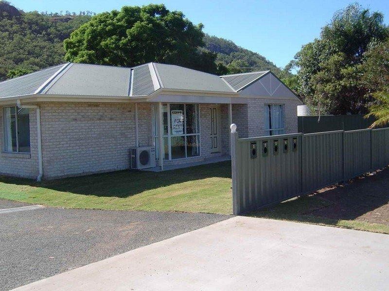 2/3 Adelaide Street, Esk QLD 4312