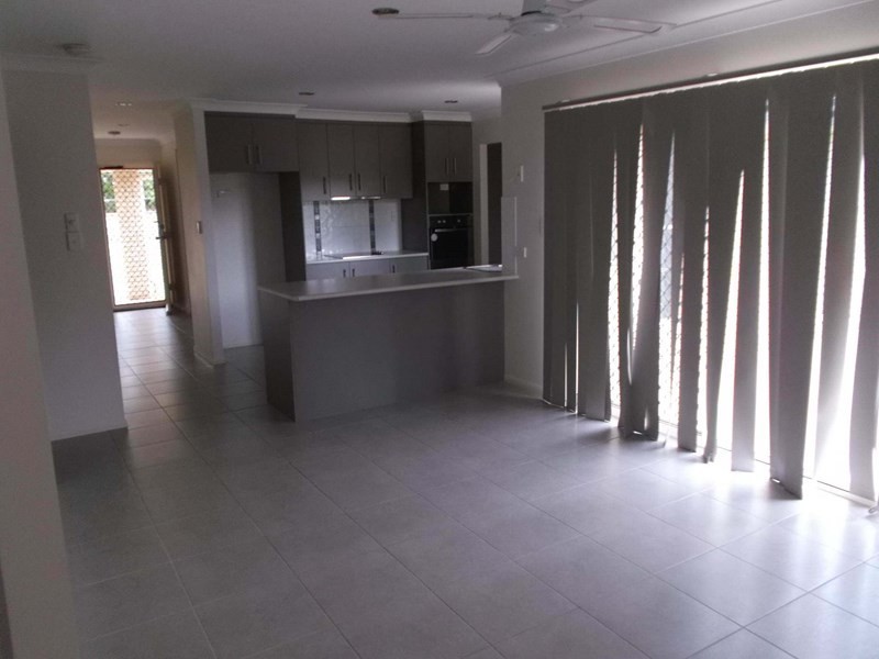 37 Middle Street, Esk QLD 4312