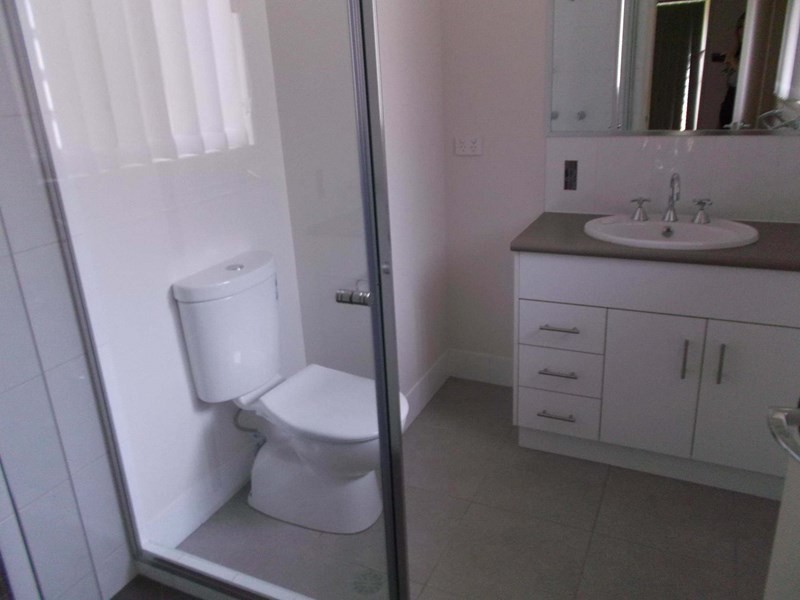 37 Middle Street, Esk QLD 4312