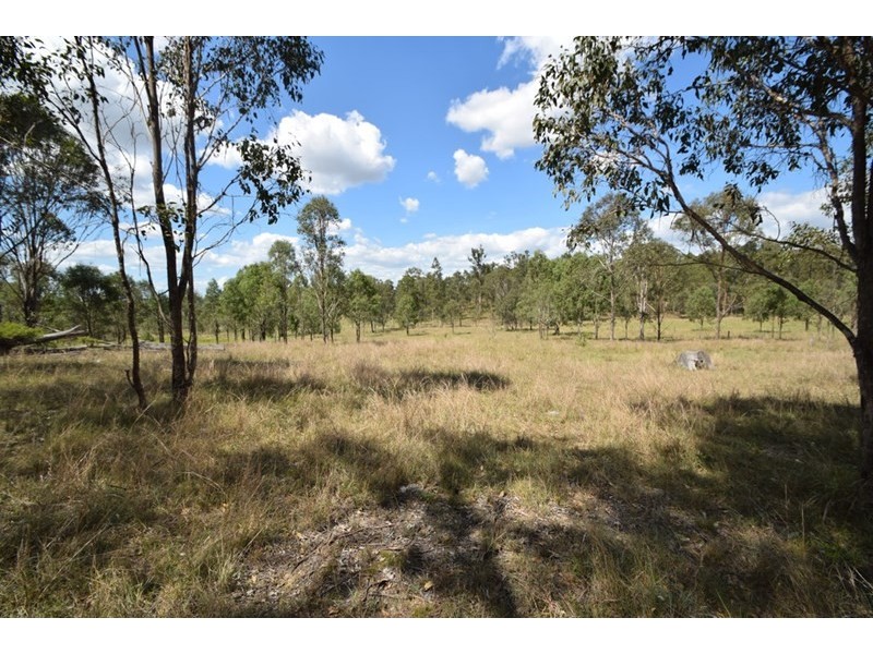 838 Esk Crows Nest Road, Biarra QLD 4313