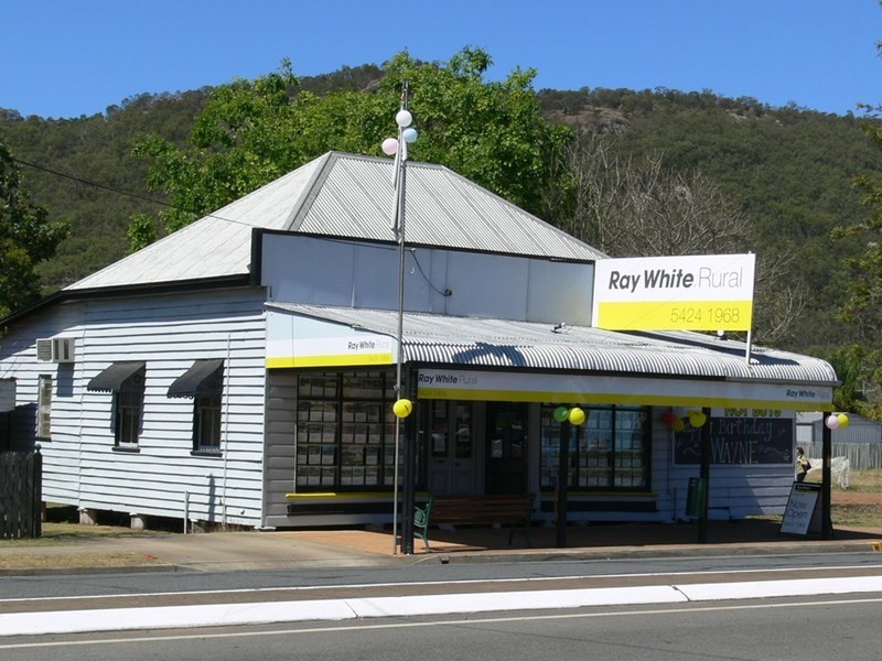 175 Ipswich Street, Esk QLD 4312