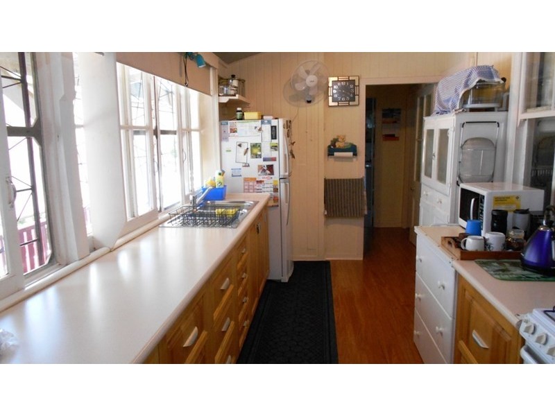 8 Paterson Road, Moore QLD 4306