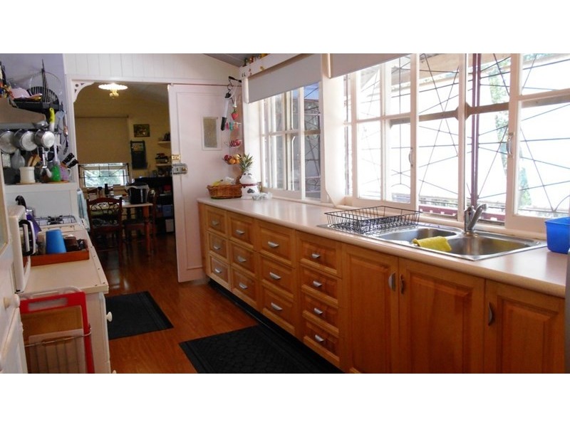 8 Paterson Road, Moore QLD 4306