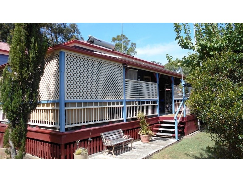 8 Paterson Road, Moore QLD 4306