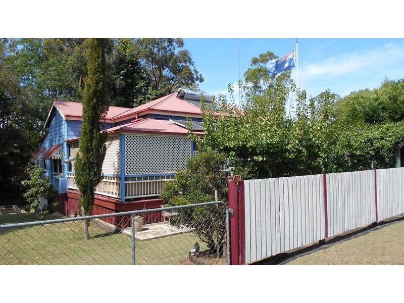 8 Paterson Road, Moore QLD 4306