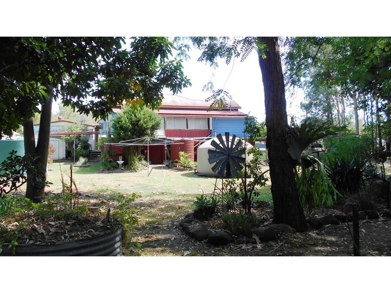 8 Paterson Road, Moore QLD 4306