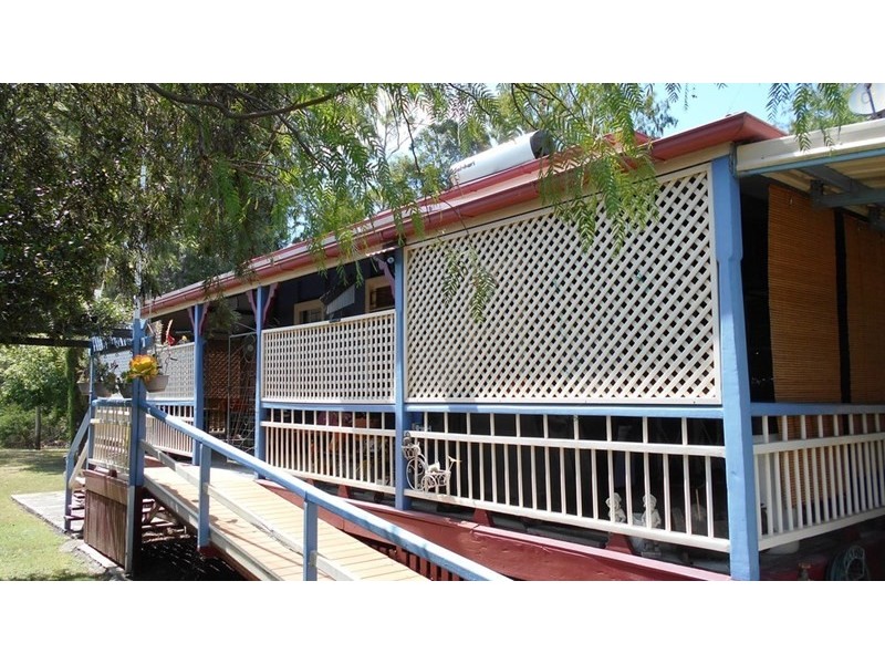 8 Paterson Road, Moore QLD 4306