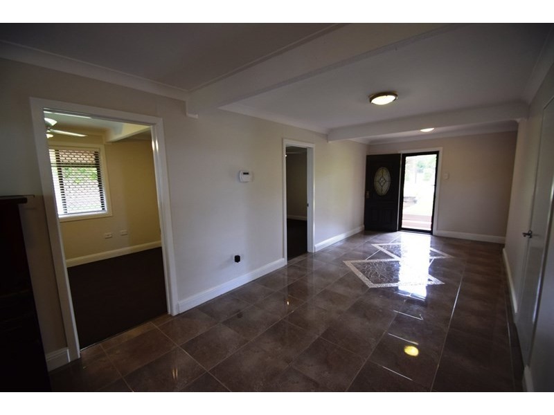 142 Lockyer View Road, Wivenhoe Pocket QLD 4306