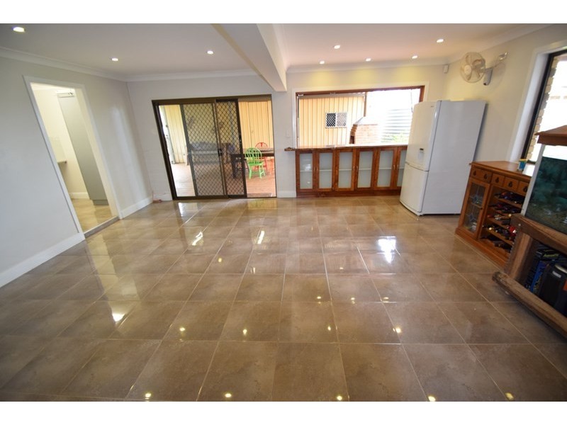 142 Lockyer View Road, Wivenhoe Pocket QLD 4306