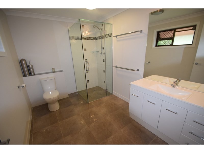 142 Lockyer View Road, Wivenhoe Pocket QLD 4306