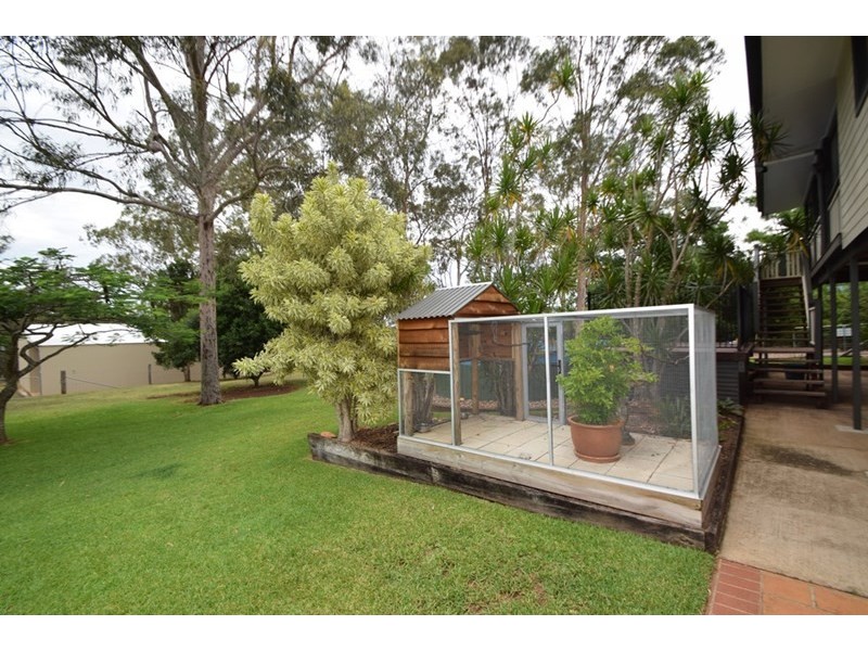 142 Lockyer View Road, Wivenhoe Pocket QLD 4306