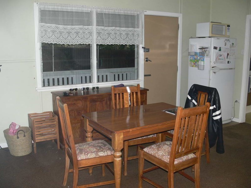 86 Middle Street, Esk QLD 4312