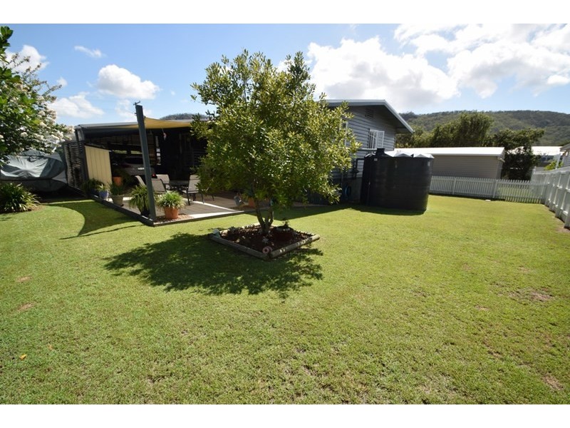 10 Pryde Street, Esk QLD 4312