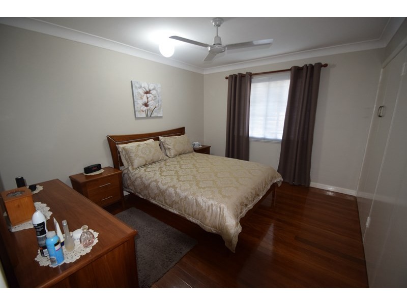 10 Pryde Street, Esk QLD 4312